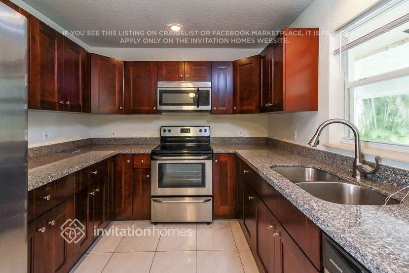 17925 38th Rd N - Photo 4 of 21