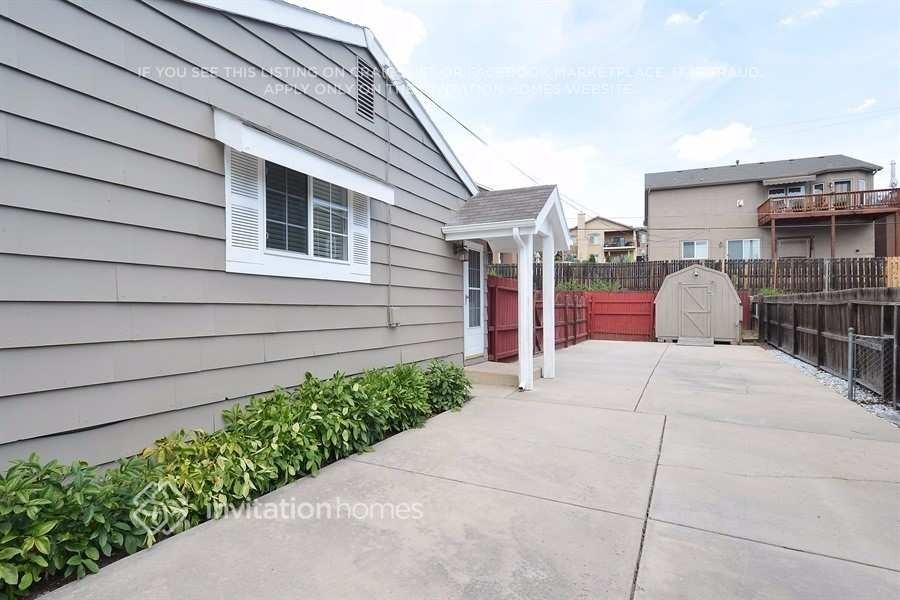 1351 Oswego St - Photo 3 of 42