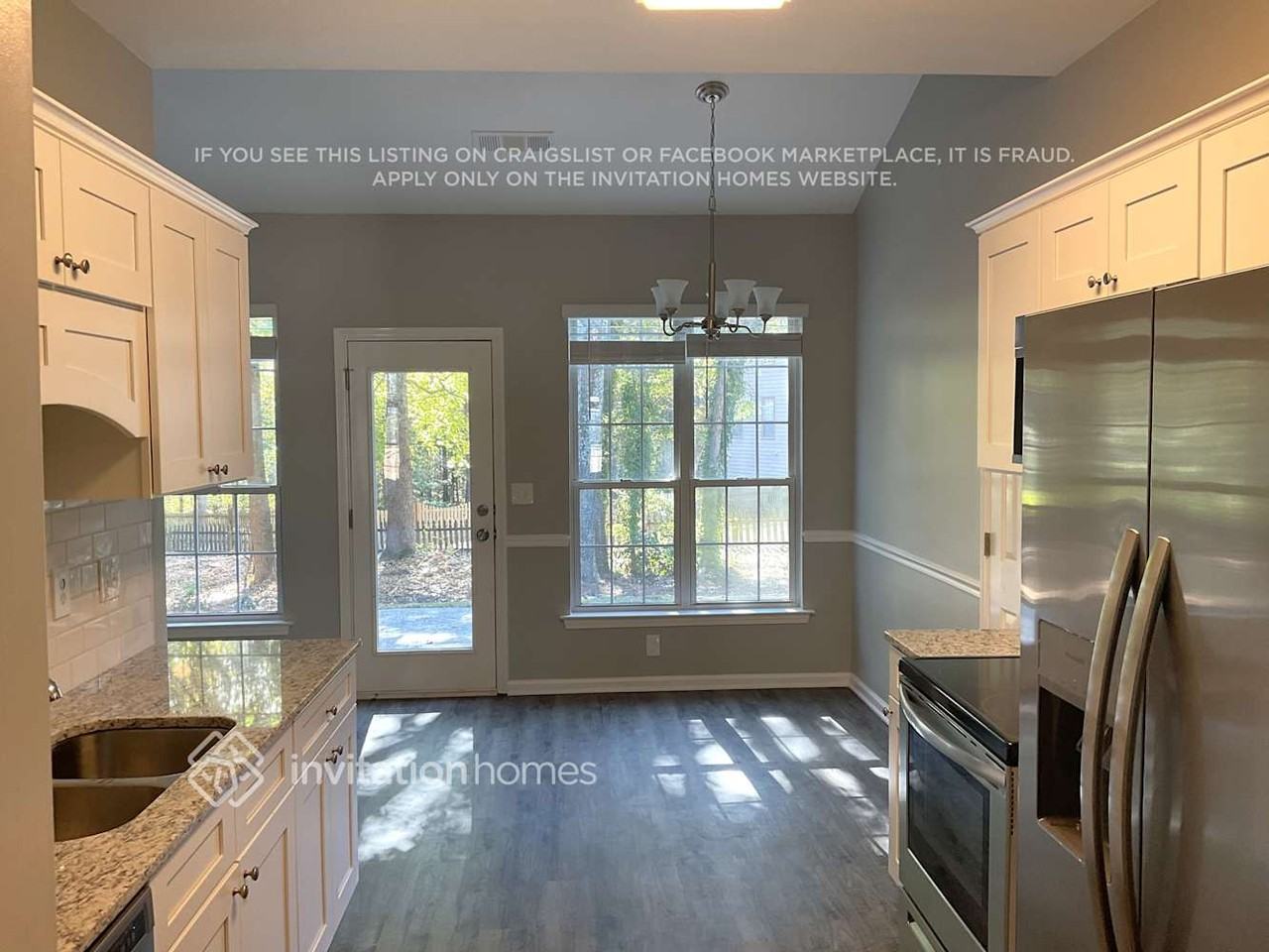1950 Dartford Way - Photo 5 of 13