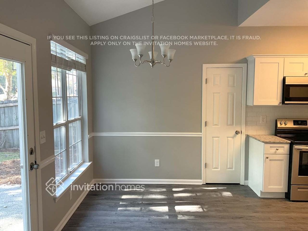 1950 Dartford Way - Photo 6 of 13