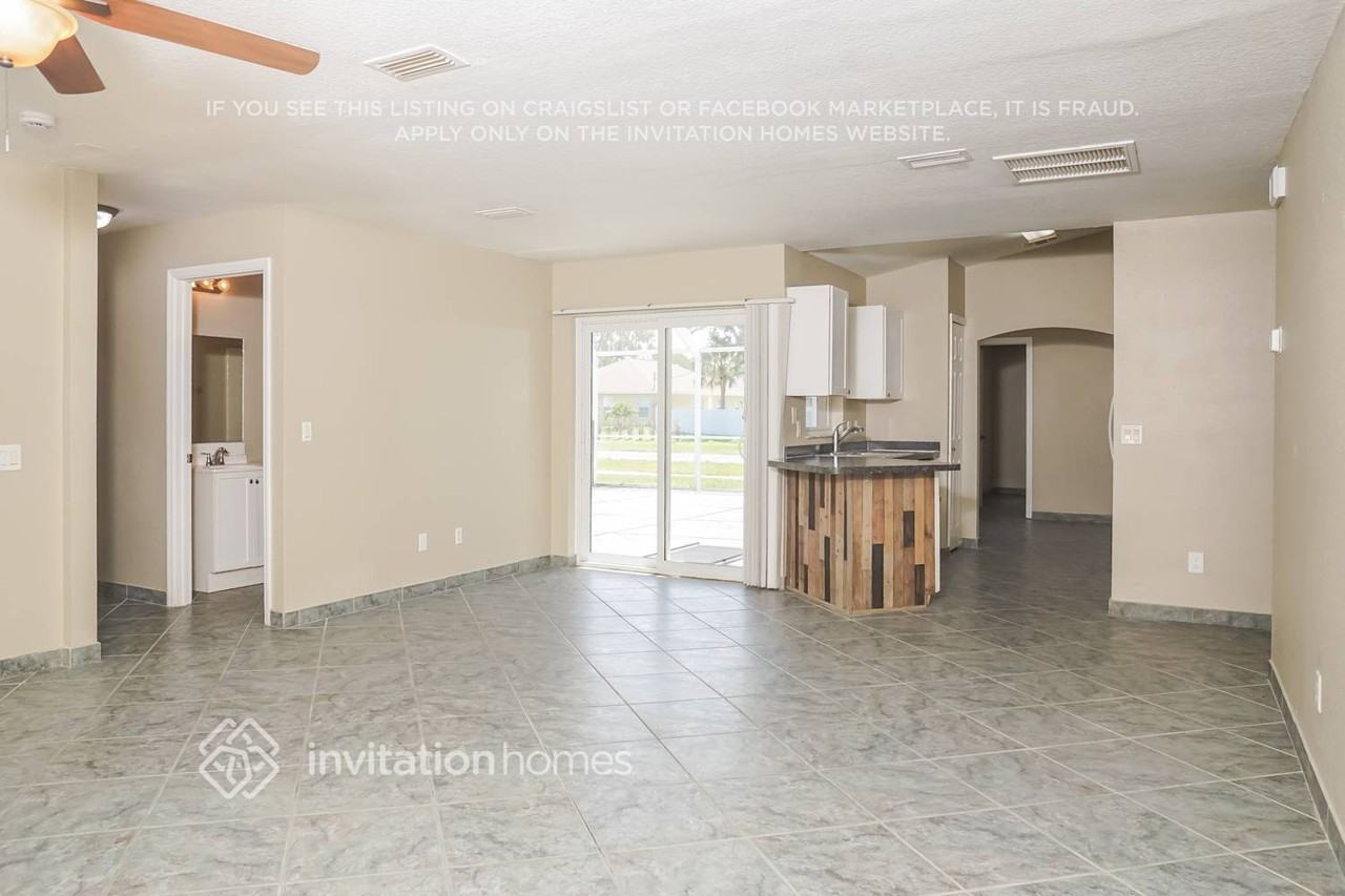 3002 Alesio Ave - Photo 3 of 17