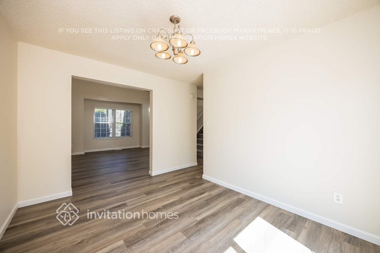 2935 Haystack Dr - Photo 7 of 20