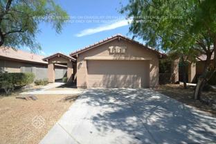 5142 W Fraktur Rd - Photo 1 of 1