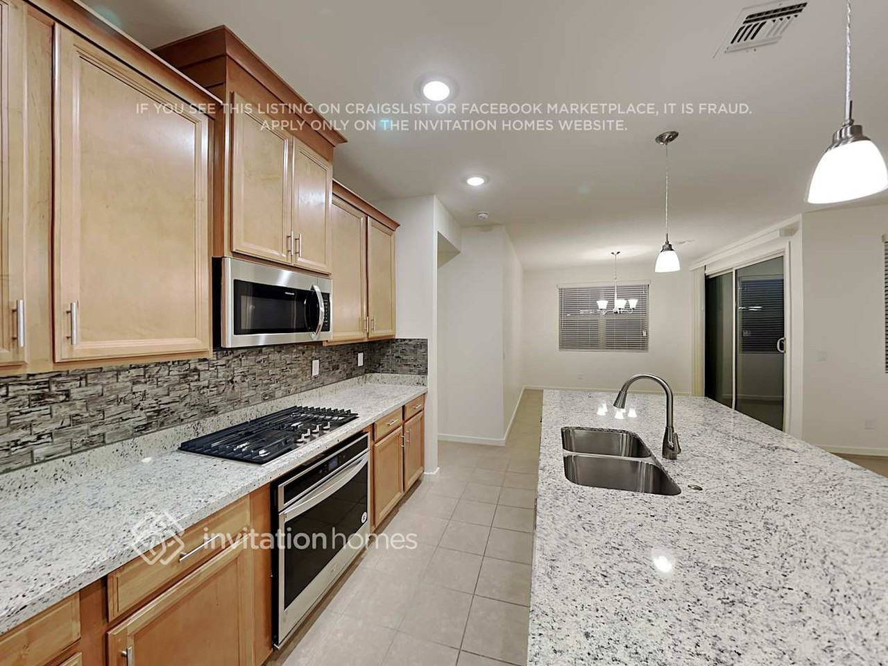 4224 W Coneflower Ln - Photo 5 of 15