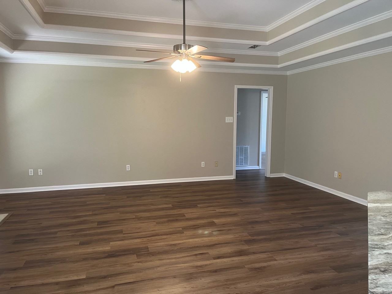 27 Emerald Cir #1 - Photo 3 of 17