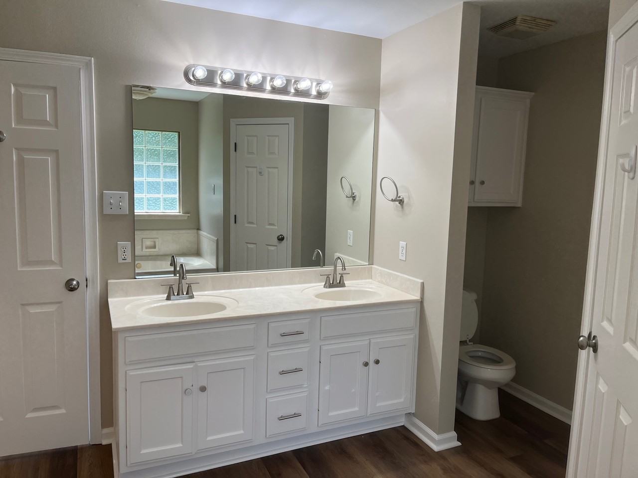 27 Emerald Cir #1 - Photo 7 of 17