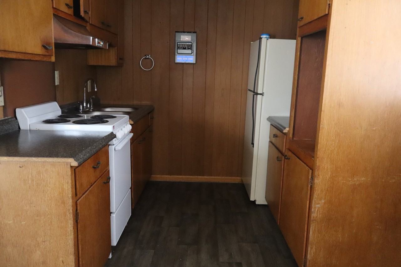 Ninth 746 S - B #B - Photo 3 of 6