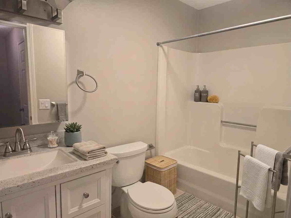 1 Northbrook Drive - 106Unit 106 #106 - Photo 6 of 7