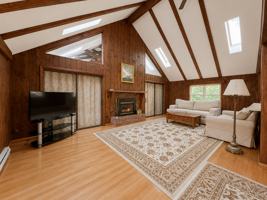 featured image of 3 3 Lark Place