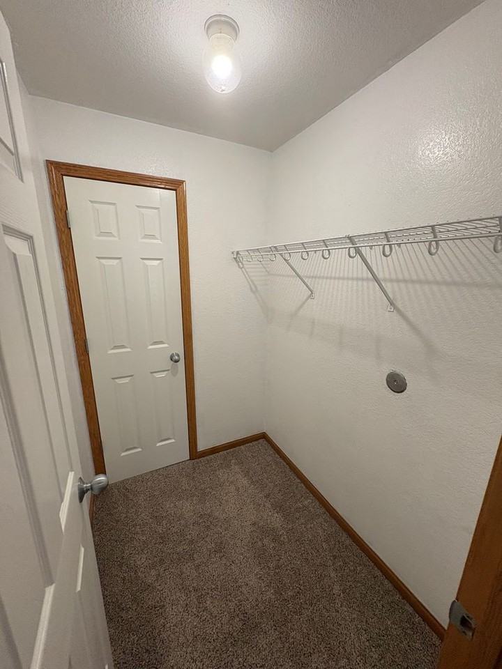 3852 Jay Ln - Photo 3 of 20