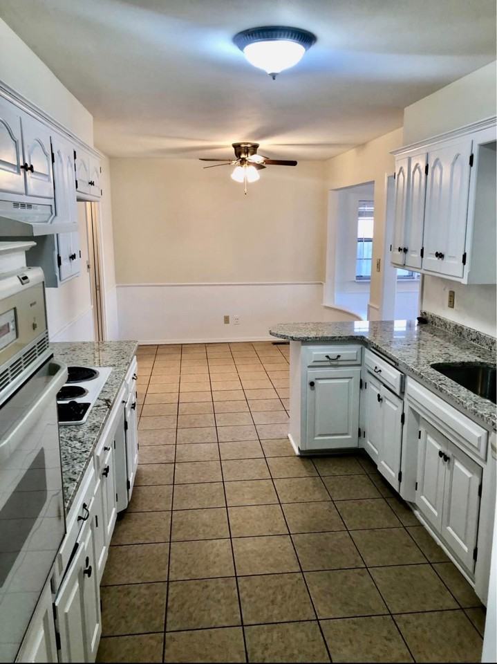 3648 Rolling Lane Cir #1 - Photo 5 of 20