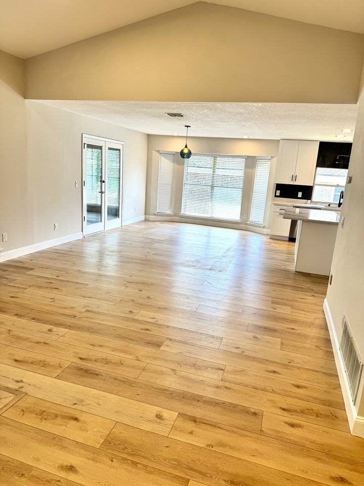 2768 Pebbleridge Ct #1 - Photo 3 of 18