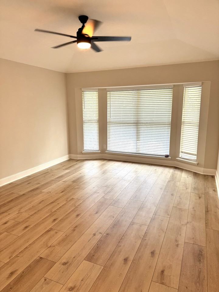 2768 Pebbleridge Ct #1 - Photo 6 of 18