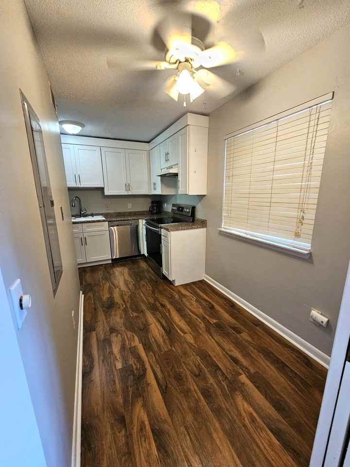 800 Reads Lake Rd #317 - Photo 4 of 21