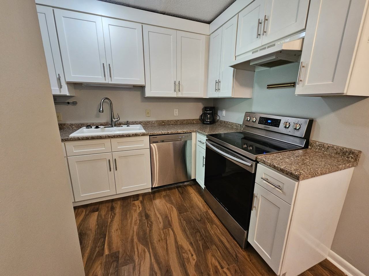 800 Reads Lake Rd #317 - Photo 5 of 21