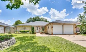 featured image of 15815 Thistledew Dr