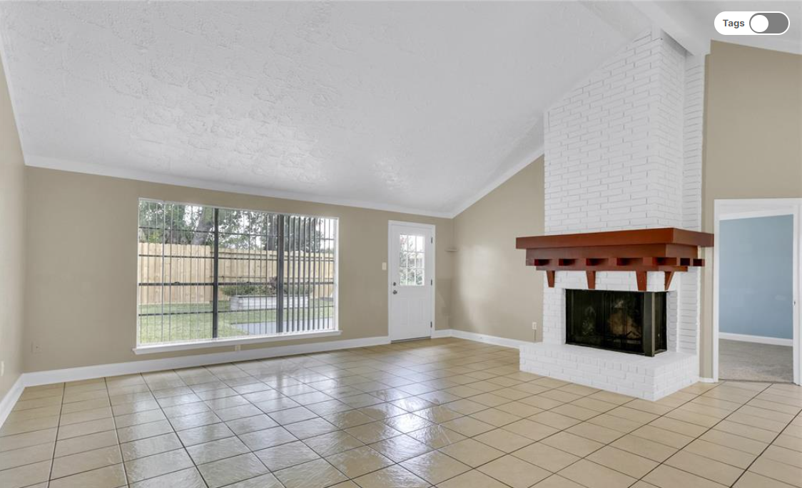 15815 Thistledew Dr - Photo 2 of 4