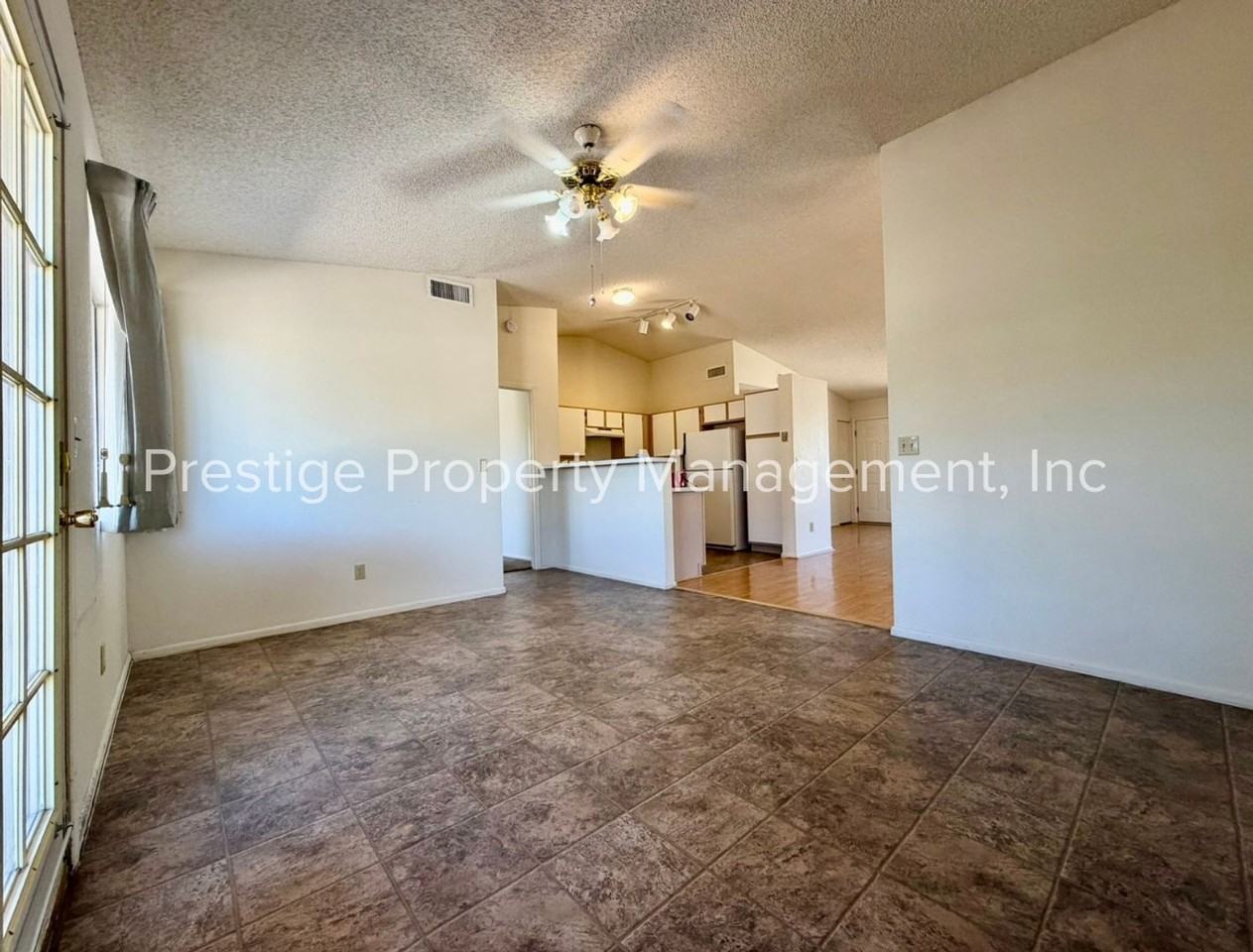 9660 E Azuma Way - Photo 5 of 33