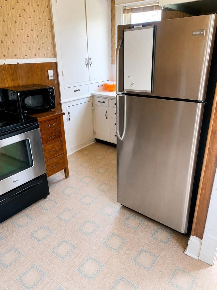 97 9th St - Photo 3 of 12