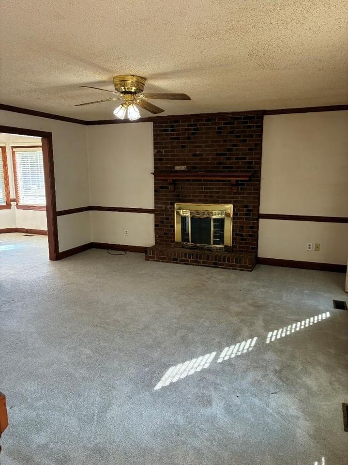 2835 Lancaster Rd Nw - Photo 4 of 11