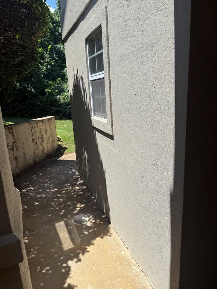 175 W Rockford Dr - Photo 2 of 10