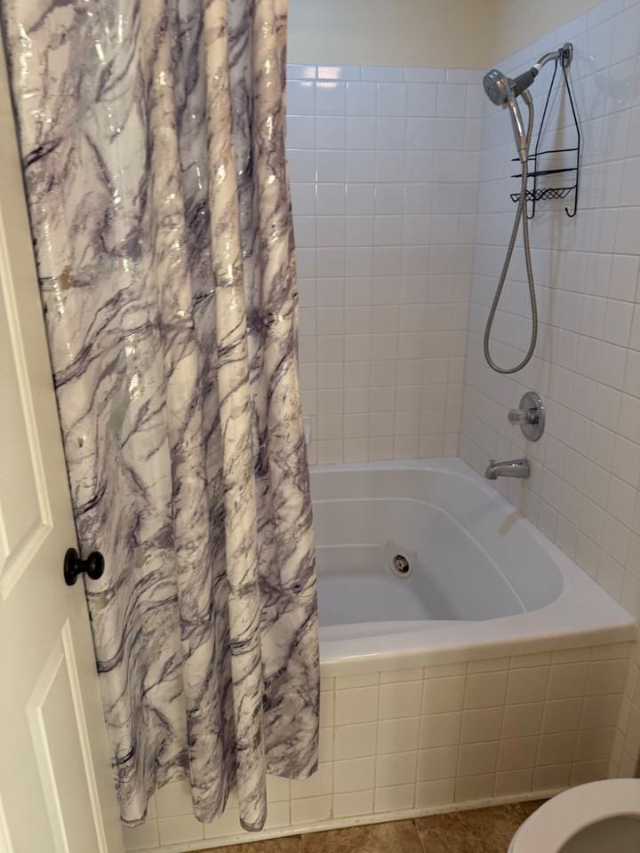 175 W Rockford Dr - Photo 3 of 10
