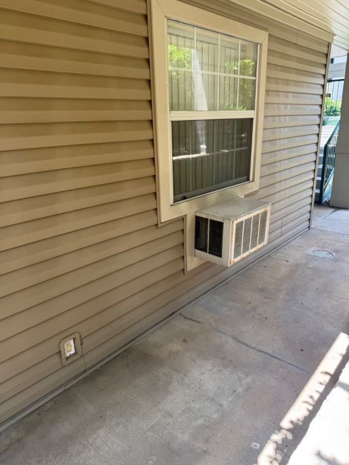 175 W Rockford Dr - Photo 5 of 10