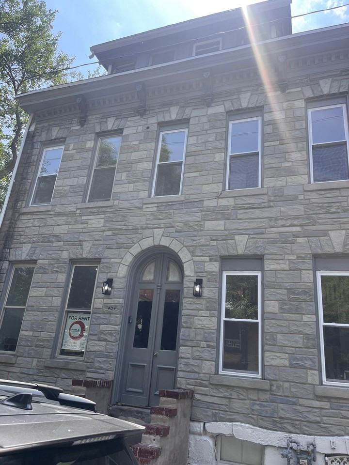 434 Woodward St Building - Photo 3 of 3
