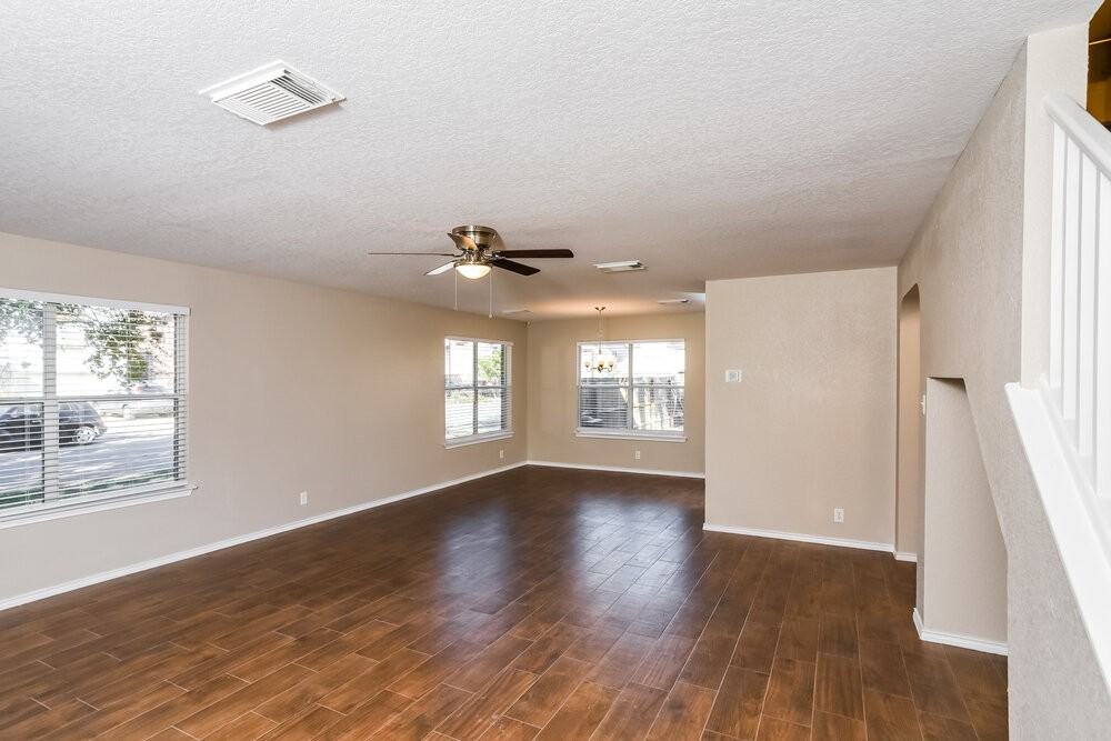 11727 Ripplewood - Photo 4 of 17