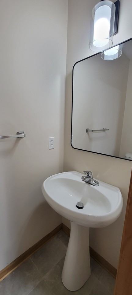 630 Paine St #5 - Photo 3 of 10