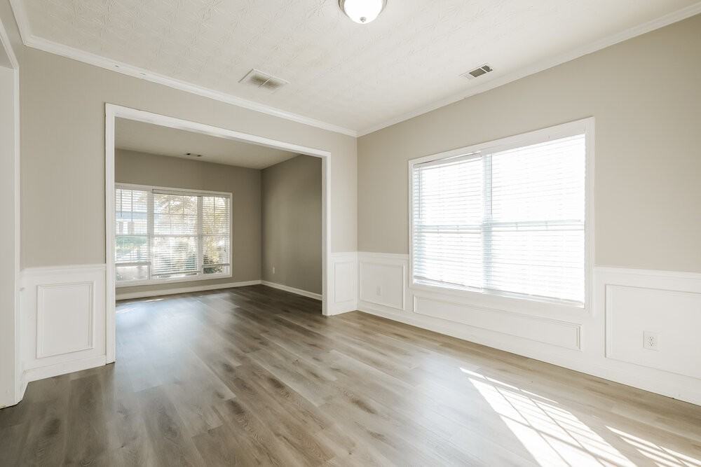 6739 Island Pointe Dr - Photo 7 of 17