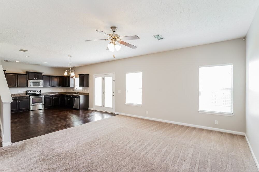 1719 Damascus Rd - Photo 6 of 17