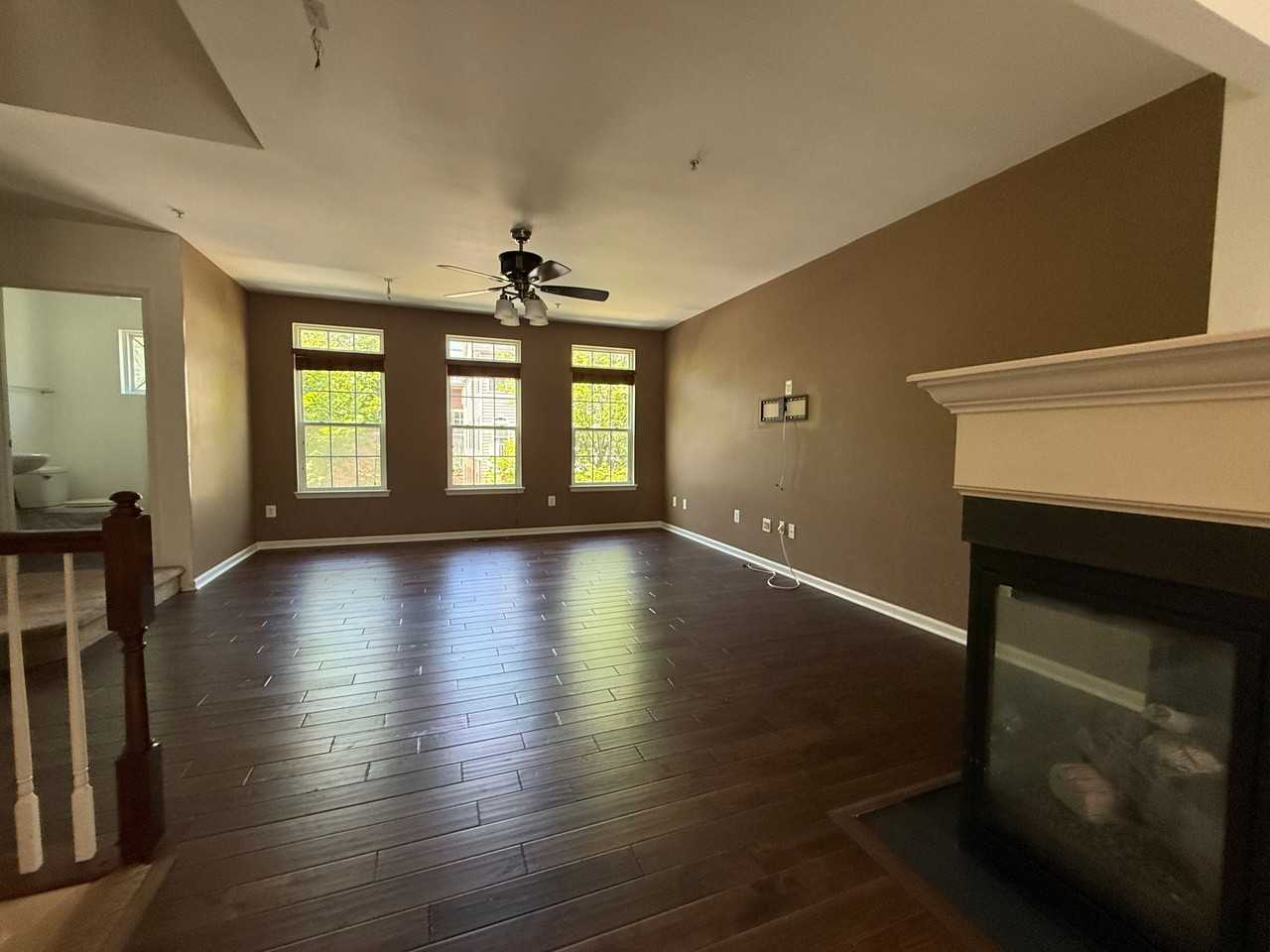 951 Hall Station Dr #1 - Photo 3 of 19