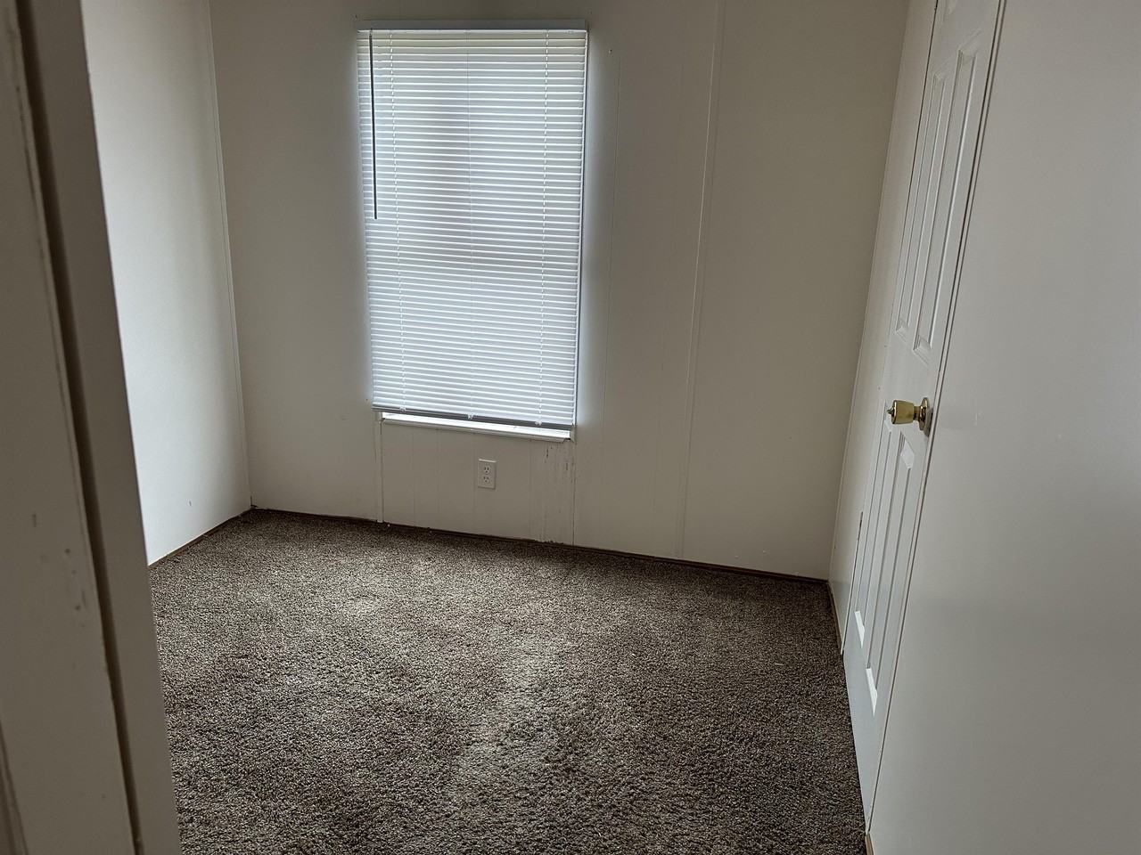 3979 Root Cir - Photo 4 of 6