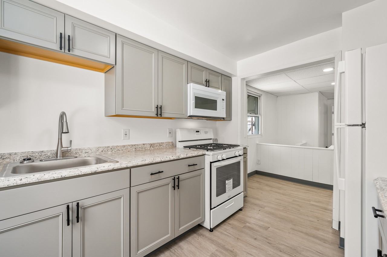 1947 Westmont Ave #1 - Photo 6 of 24