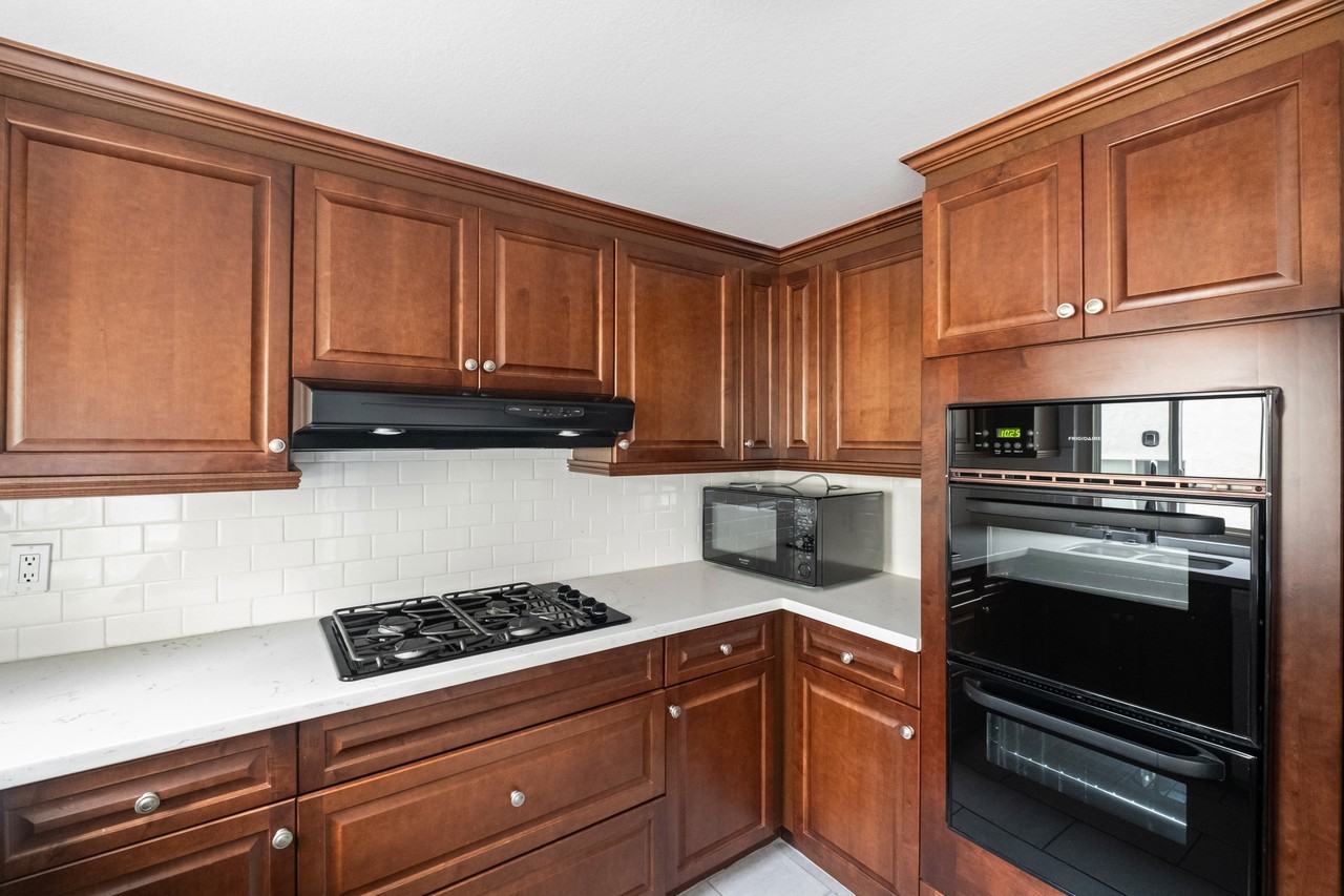 11260 Overland Ave #1 - Photo 7 of 50