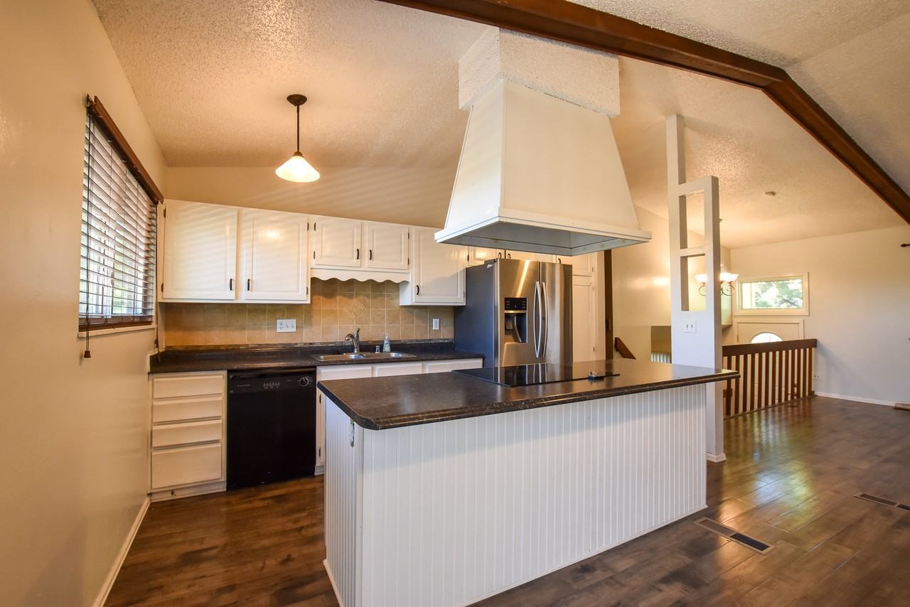 Hackamore Ct #1 - Photo 2 of 30