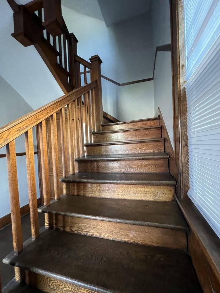 2311/2313 Avenham Avenue Southwest - 2311 #2311 - Photo 3 of 10