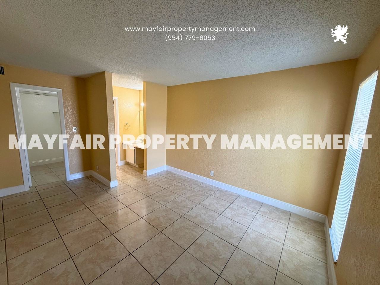 4467 Treehouse Ln Apt 13c #13C - Photo 4 of 13