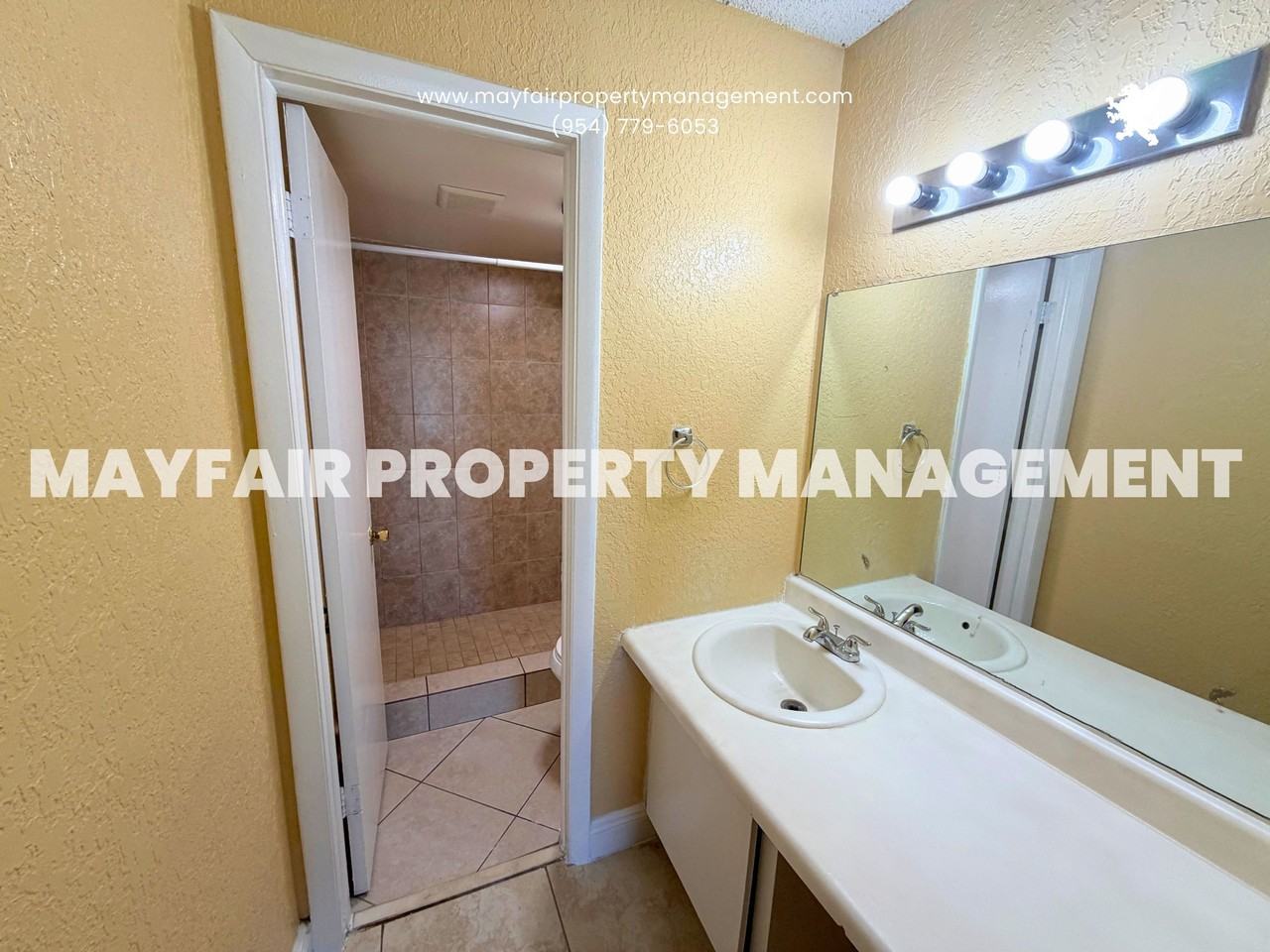 4467 Treehouse Ln Apt 13c #13C - Photo 7 of 13