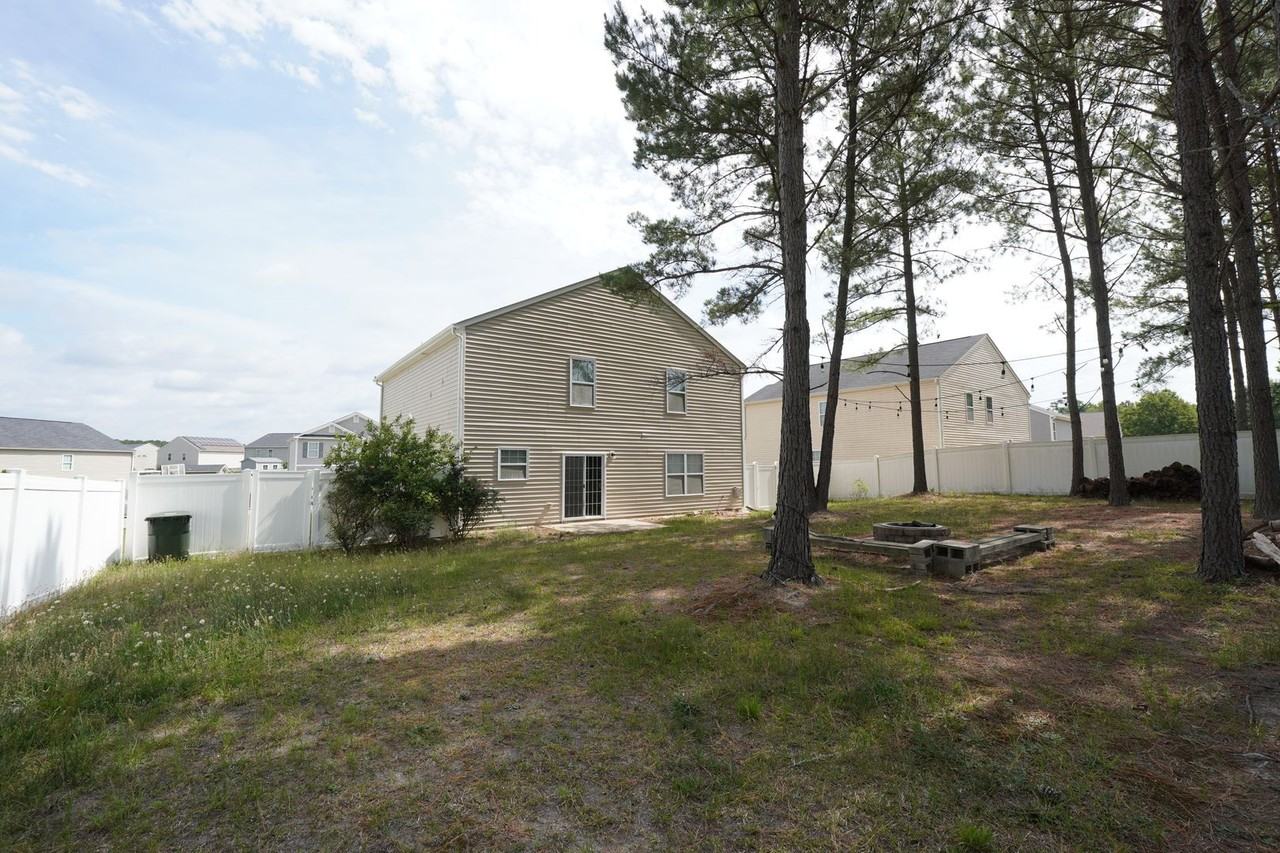448 Botanical Ct - Photo 4 of 4