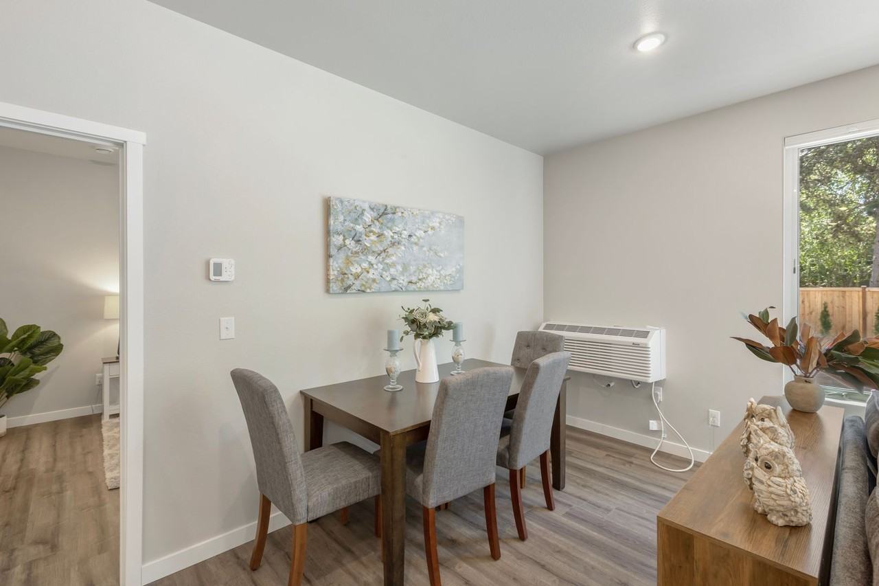 Village Lane Apartments - Photo 7 of 36