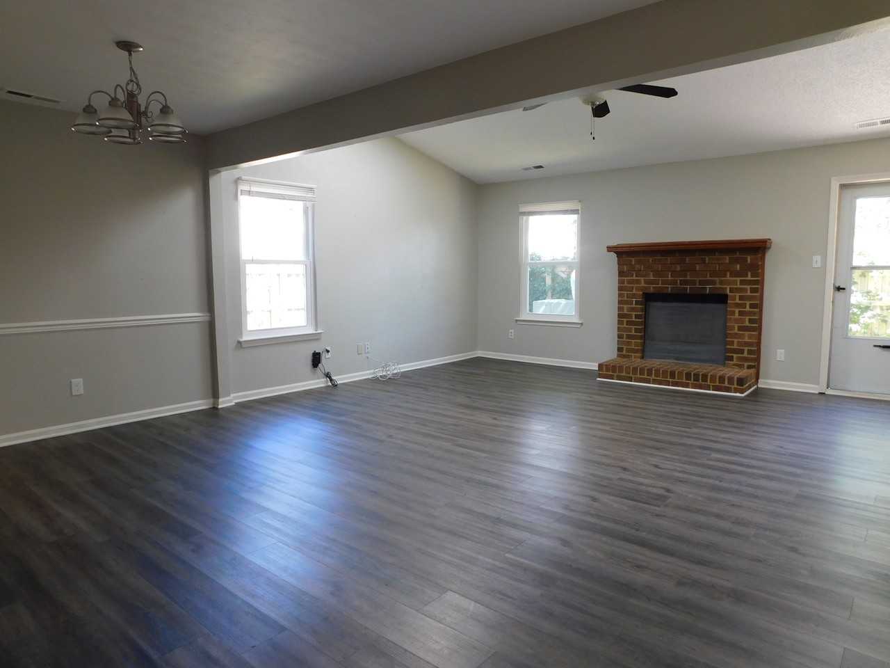 1433 Drumheller Dr #1 - Photo 7 of 14