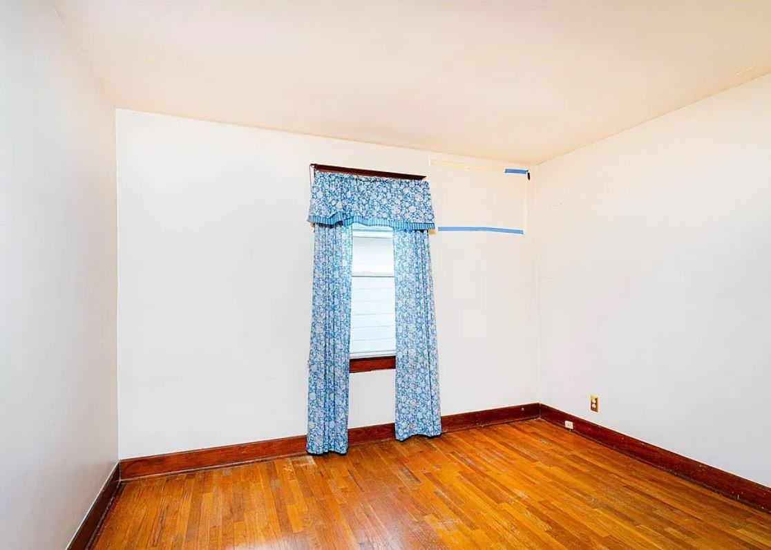 1543 Maine St #1 - Photo 4 of 15