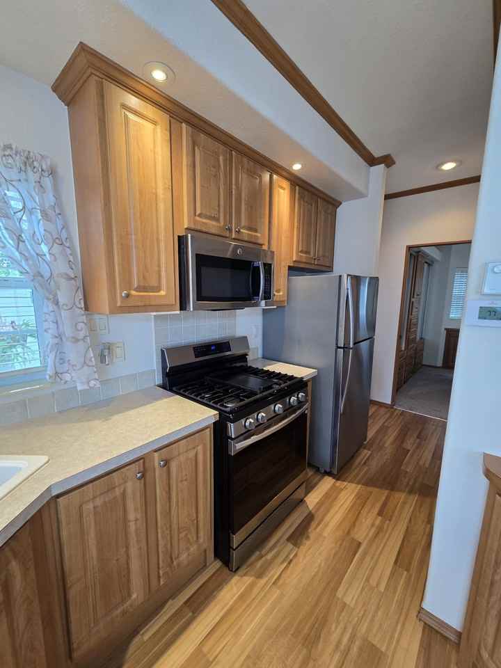 1377 Mainsail Ln #1 - Photo 6 of 17