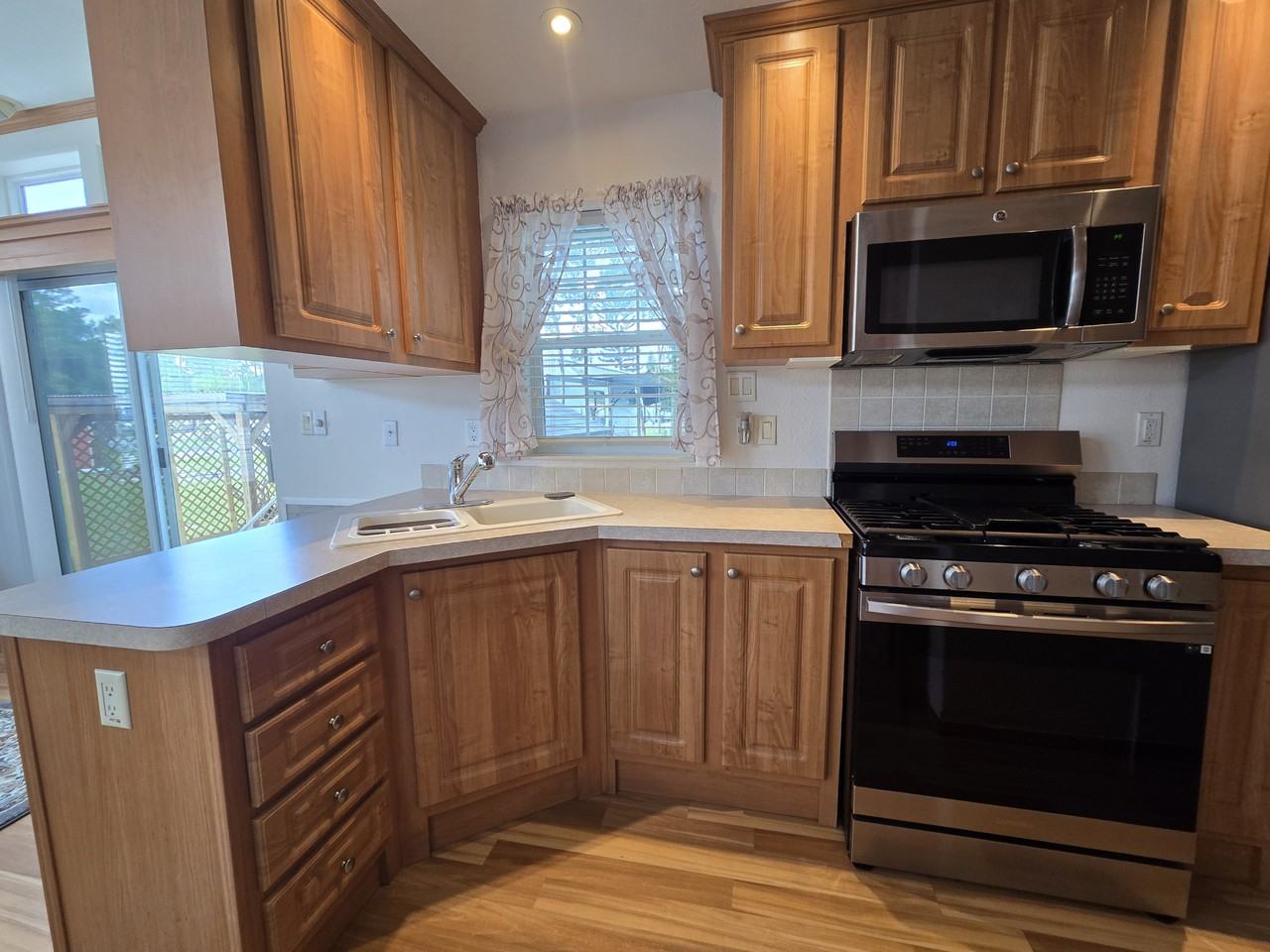 1377 Mainsail Ln #1 - Photo 7 of 17