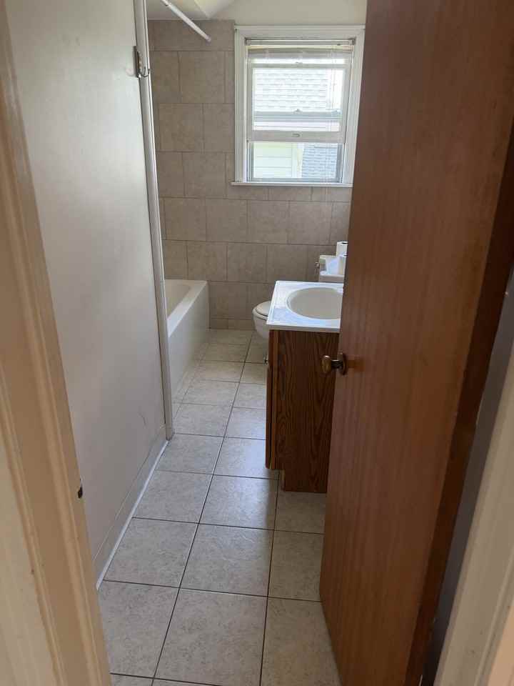 3227 Wayne St #2 - Photo 7 of 15