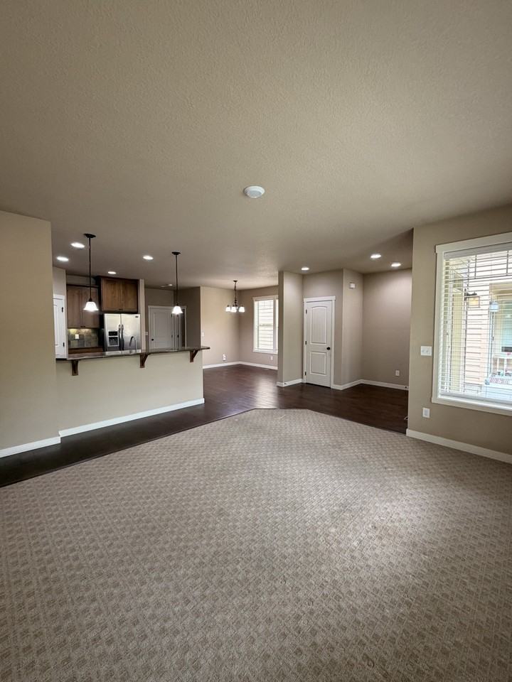 7207 Spencer Ave Ne #1 - Photo 4 of 38