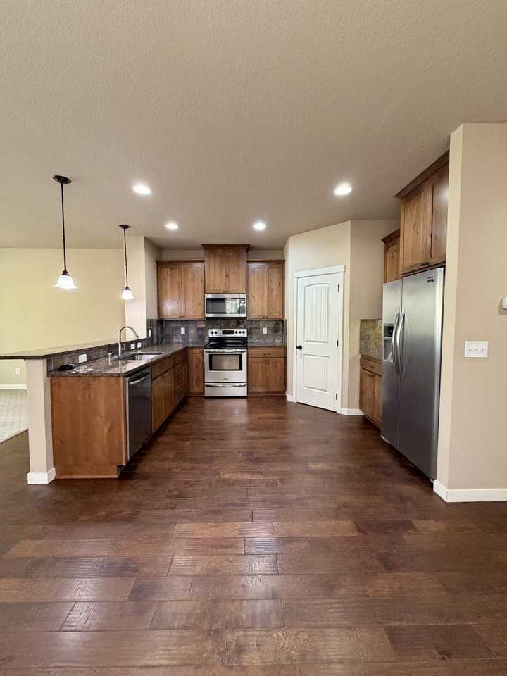 7207 Spencer Ave Ne #1 - Photo 7 of 38