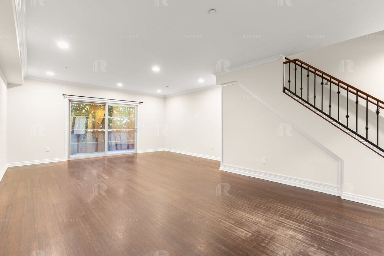 (AN/TI/YO:A) 5056 Laurel Canyon Blvd - Photo 2 of 27